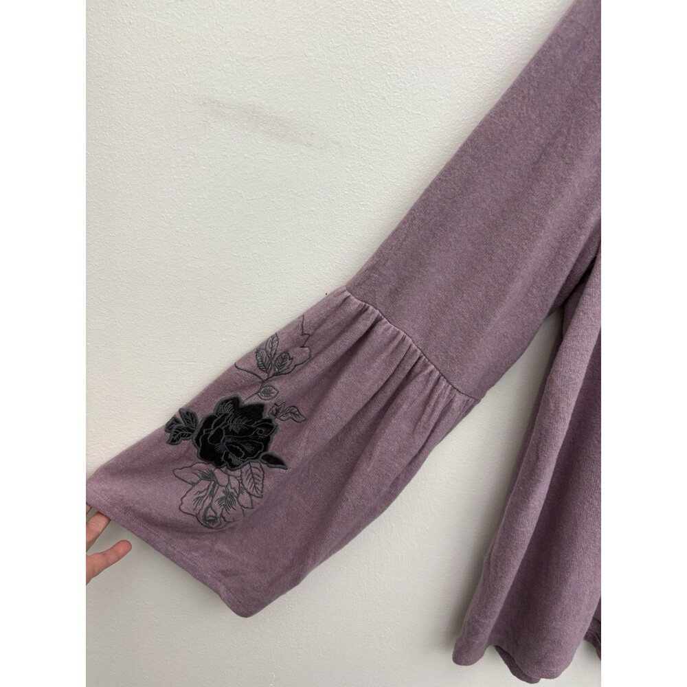Simply Vera Wang Women’s Blouse 3/4 Bell Sleeve Scoop Neck PURPLE LAVENDER XL - Picture 5 of 12